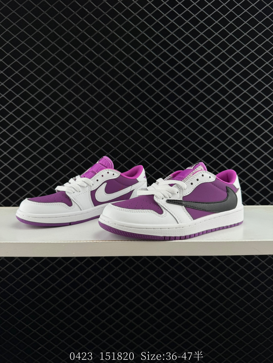 Travis Scott x Air Jordan 1 ” Reverse Mocha “